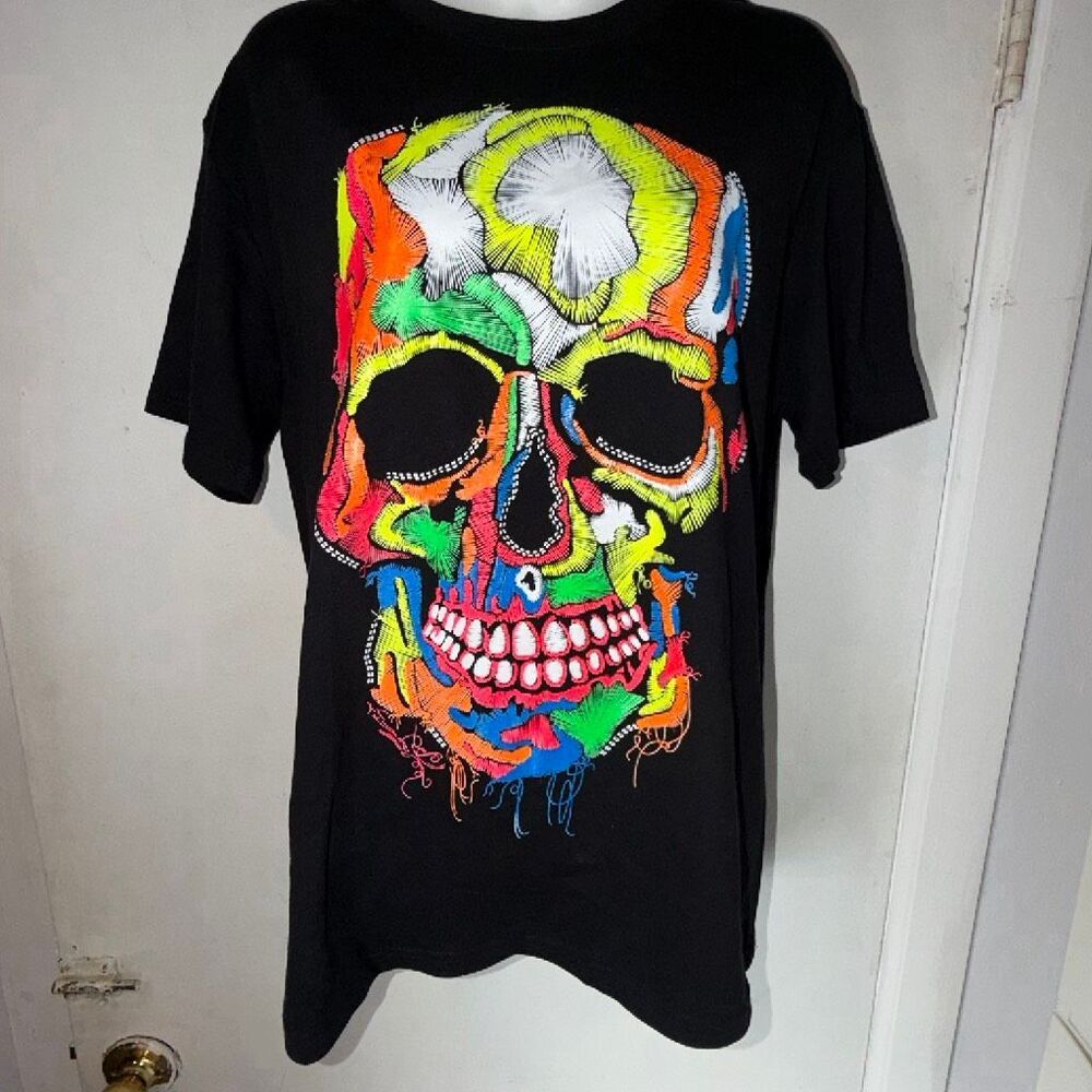 EURO COMFORT Black Multicolor Neon  Skull T-shirt-M {NWOT}
